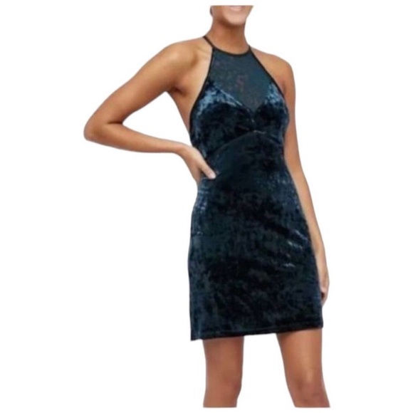 Free People (intimately) green crushed velvet dress - Picture 2 of 8